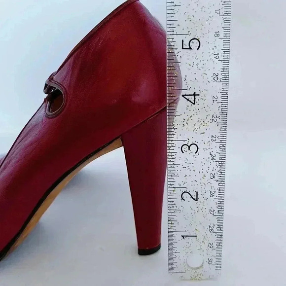 YSL Yves Saint Laurent Vintage Dark Red Leather Pumps Heels Pumps Size 8 US - Picture 9 of 13
